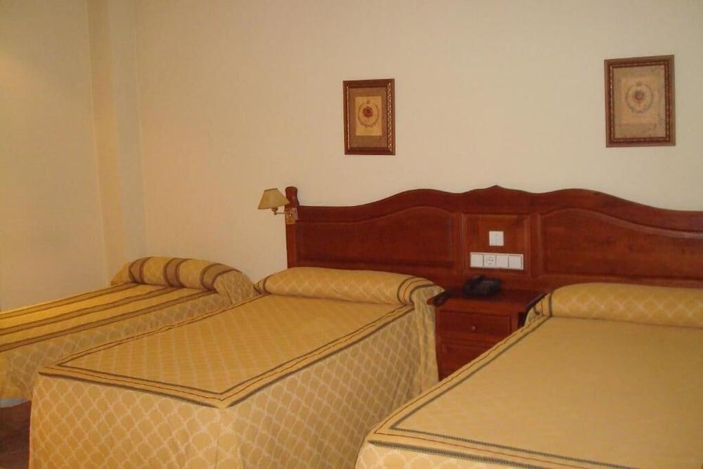 Roma Aurea Hotel Talavera de la Reina Kültér fotó